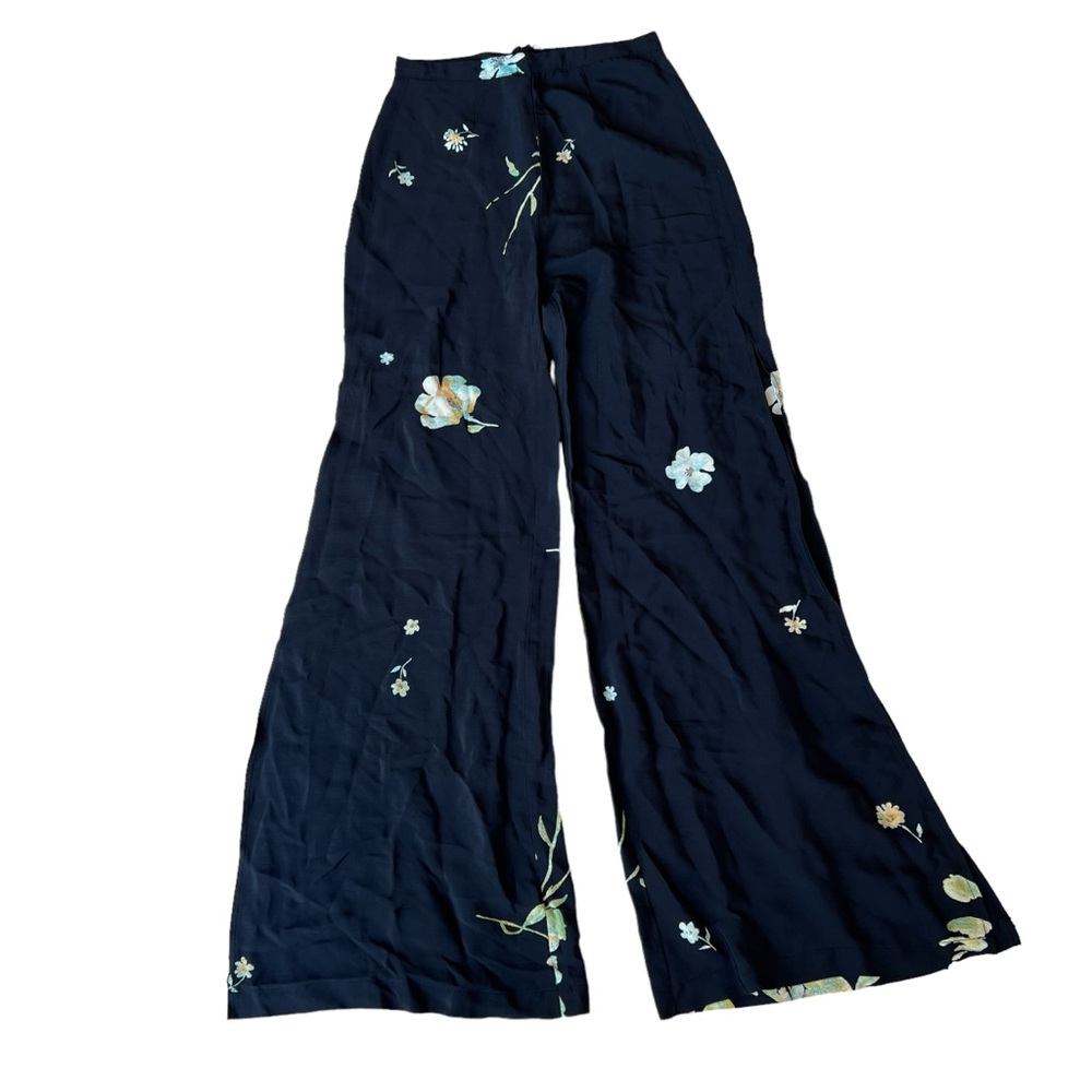 REFORMATION WIDE LEG FOLRAL PANT SIDE SPLIT ON LEGS SIZE SMALL